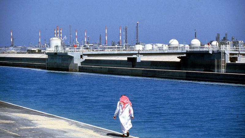 Oil refinery plant in Saudi Arabia