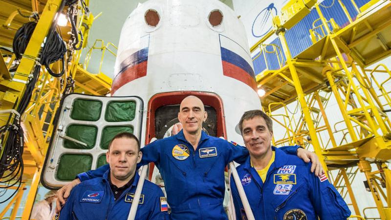 International crew members prepare for launch to International Space Station