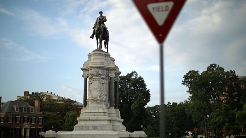 Statue of Confederate General Robert E. Lee in Richmond, Virginia
