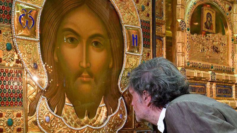 Serbian actor and film director Emir Kusturica takes a look at icons