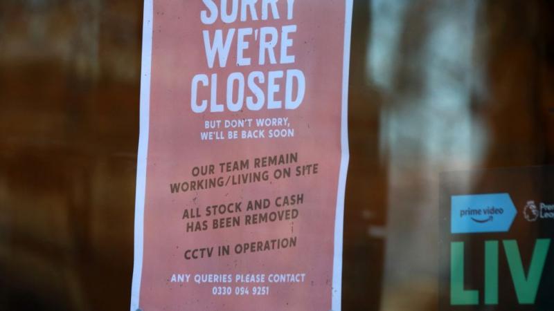 A closed sign in Coventry, United Kingdom