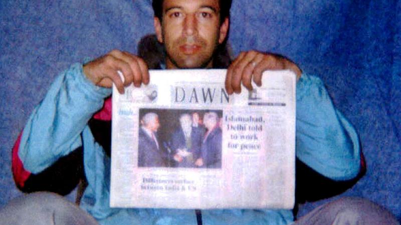 Daniel Pearl held captive