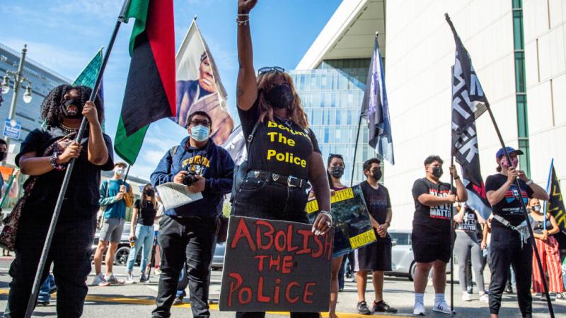 Defund police, LA
