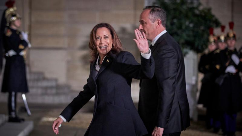 Kamala Harris, Paris