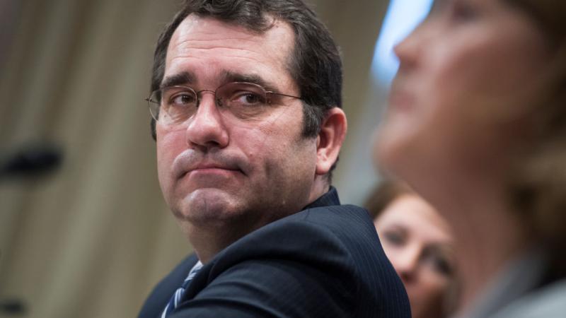 Kansas AG Derek Schmidt