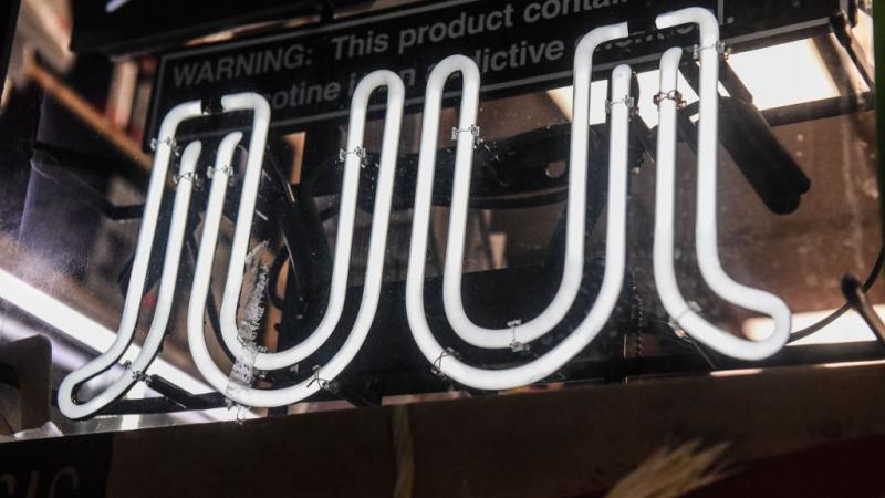Juul Sign