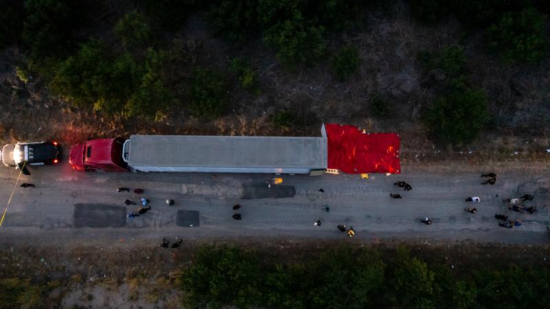 Tractor trailer with 50 dead migrants, San Antonio, Texas, June 27, 2022