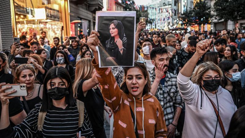 iran women protest