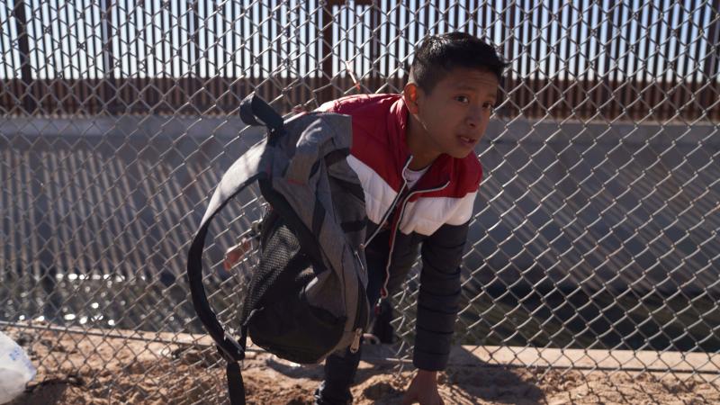 Migrant fence, El Paso, Texas, Dec. 21, 2022