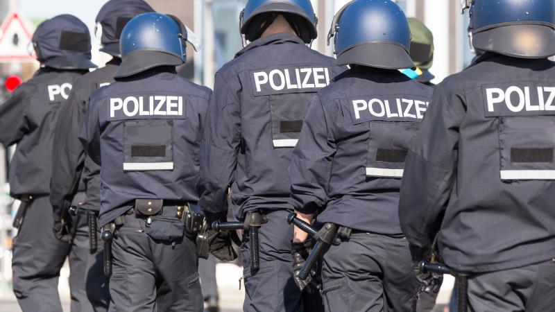 German Polizei (police)