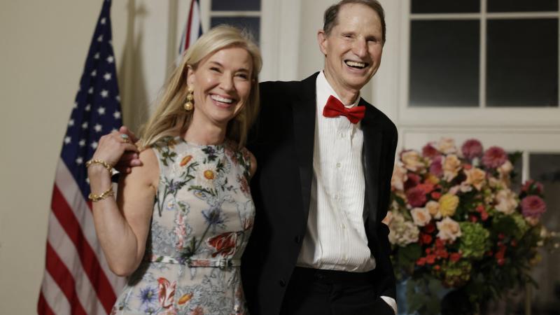 Nancy Wyden, Ron Wyden, Washington, D.C., Oct. 25, 2023