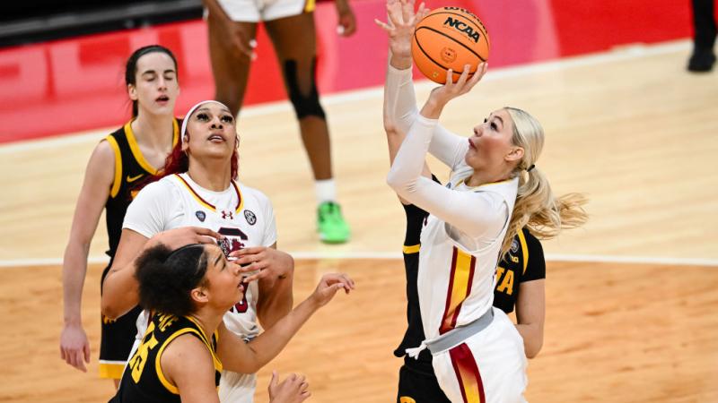 Iowa - South Carolina national championship game