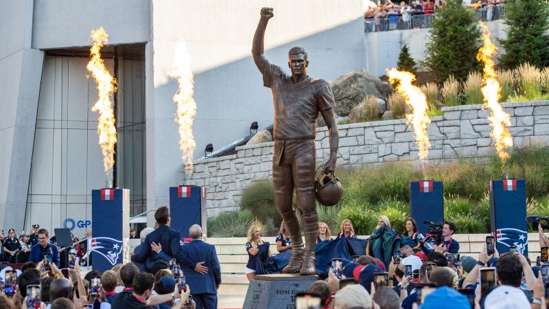 Tom Brady statue