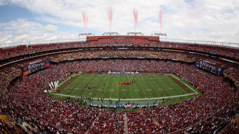Stadium wide shot of New York Giants vs Washington Commanders on 9/7/25
