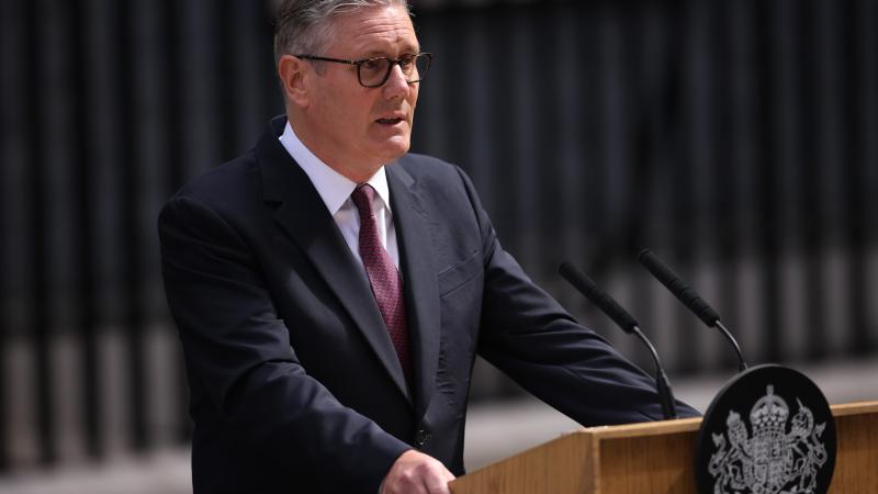 Keir Starmer resigns