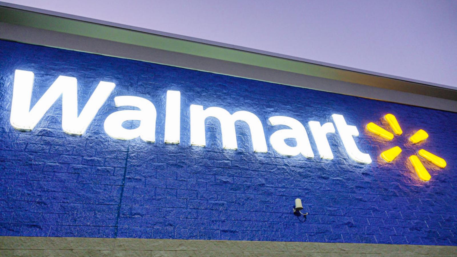 Walmart takes guns, ammunition off U.S. shelves amid looting related to