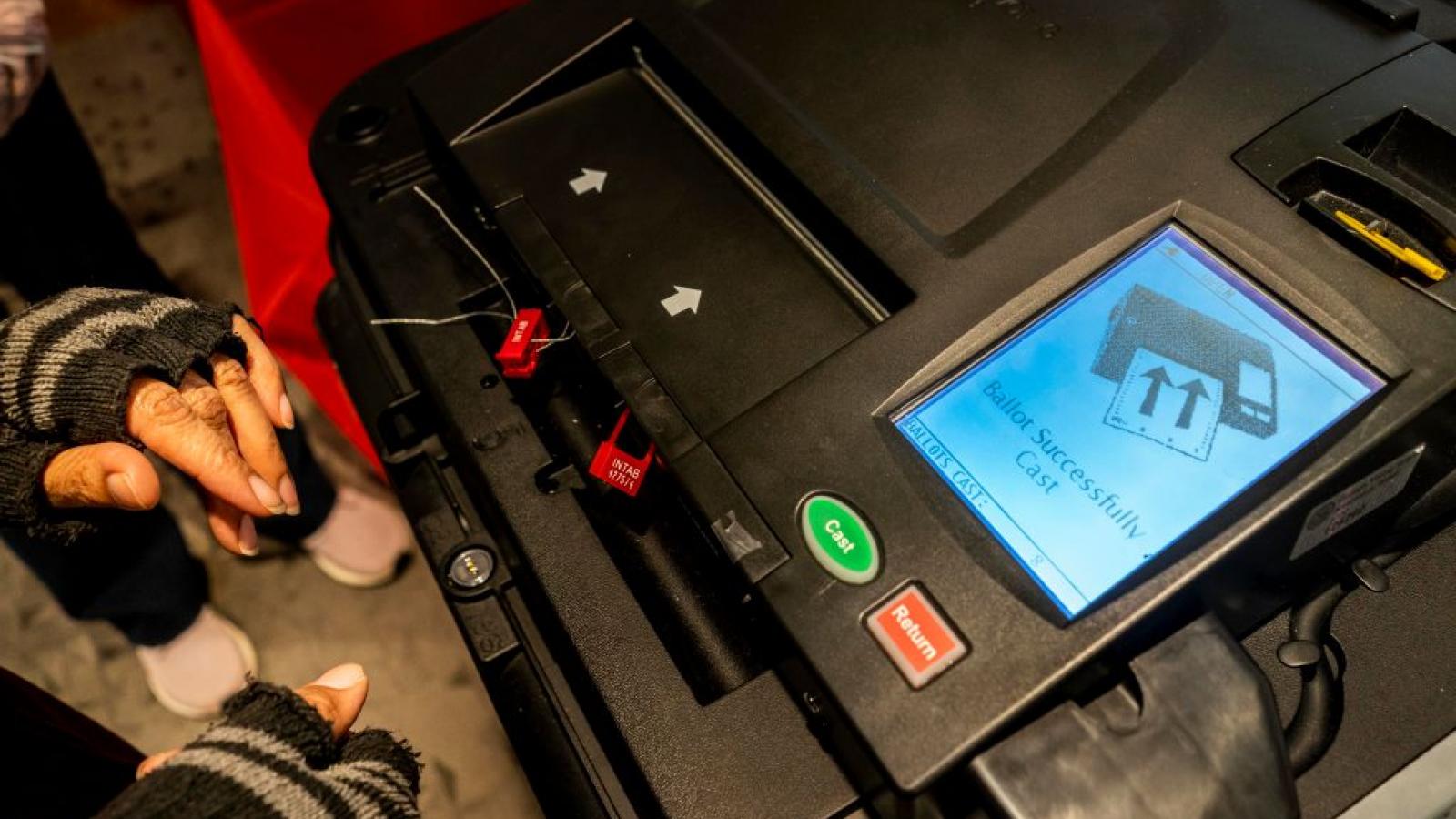Dominion Voting Systems tabulator in Fulton County, GA