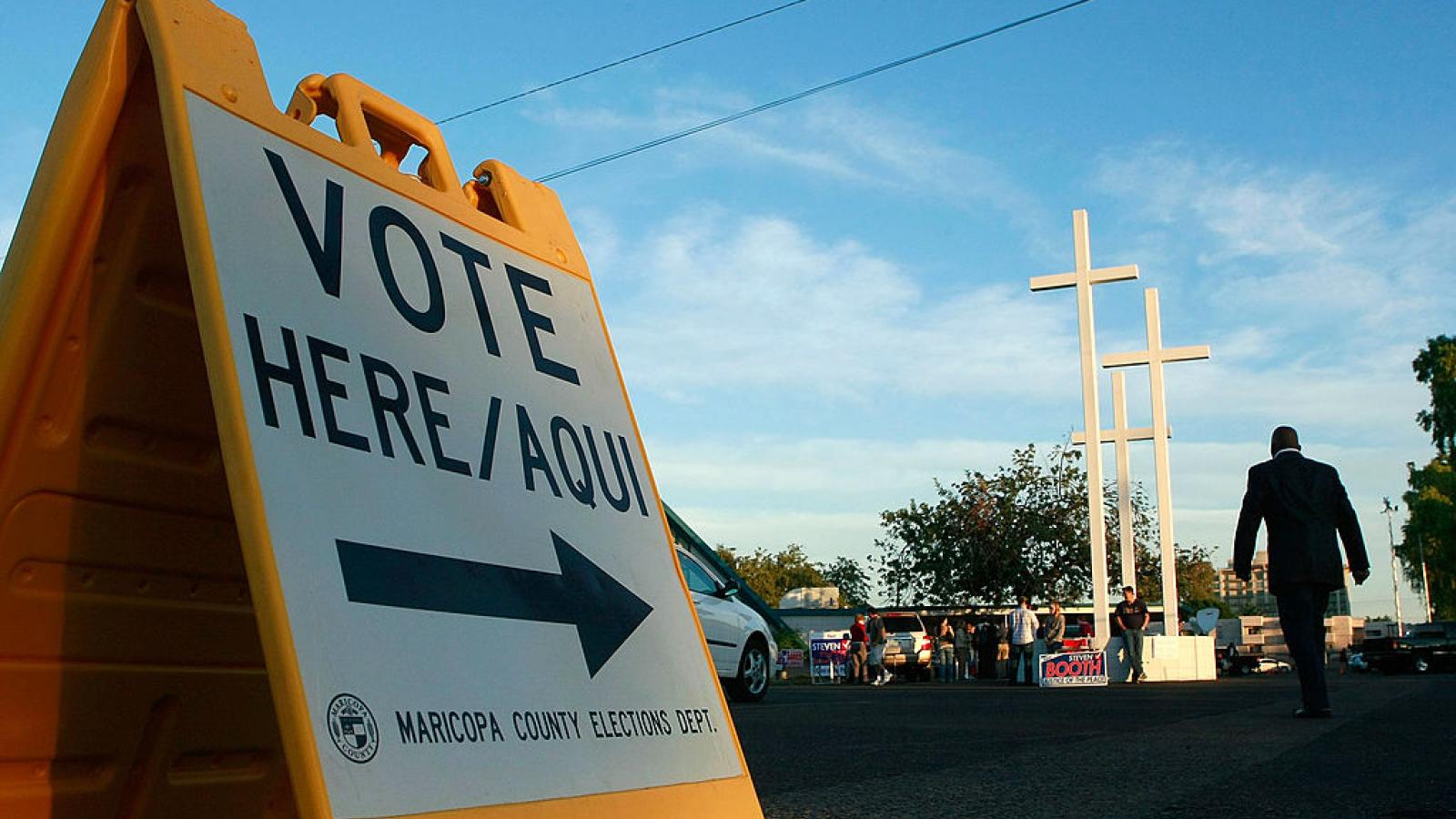 People arrive to vote at church in Arizona in 2008