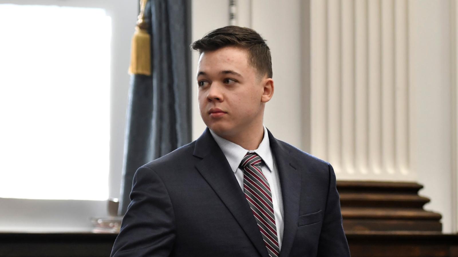 Kyle Rittenhouse looks back to the gallery during a break in testimony from Gage Groskreutz
