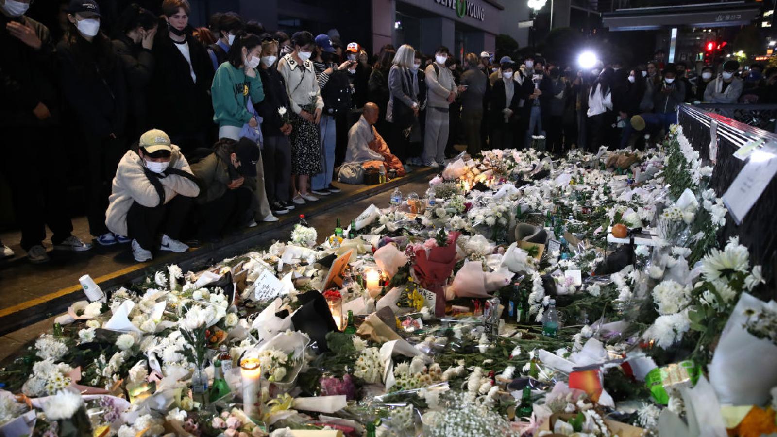 Seoul mourners