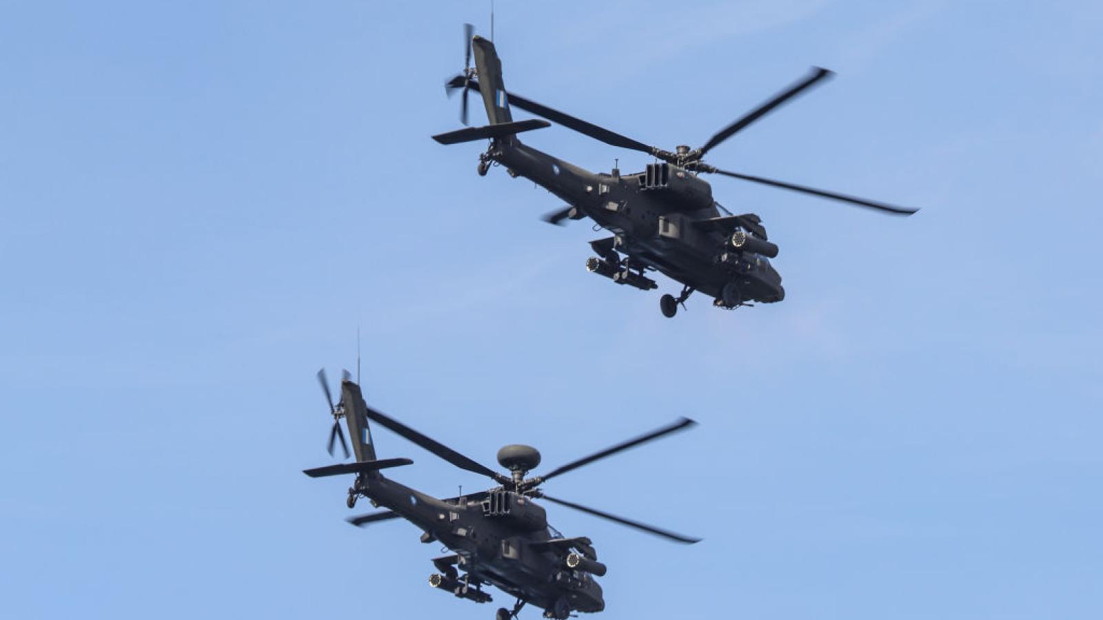 Apache helicopters