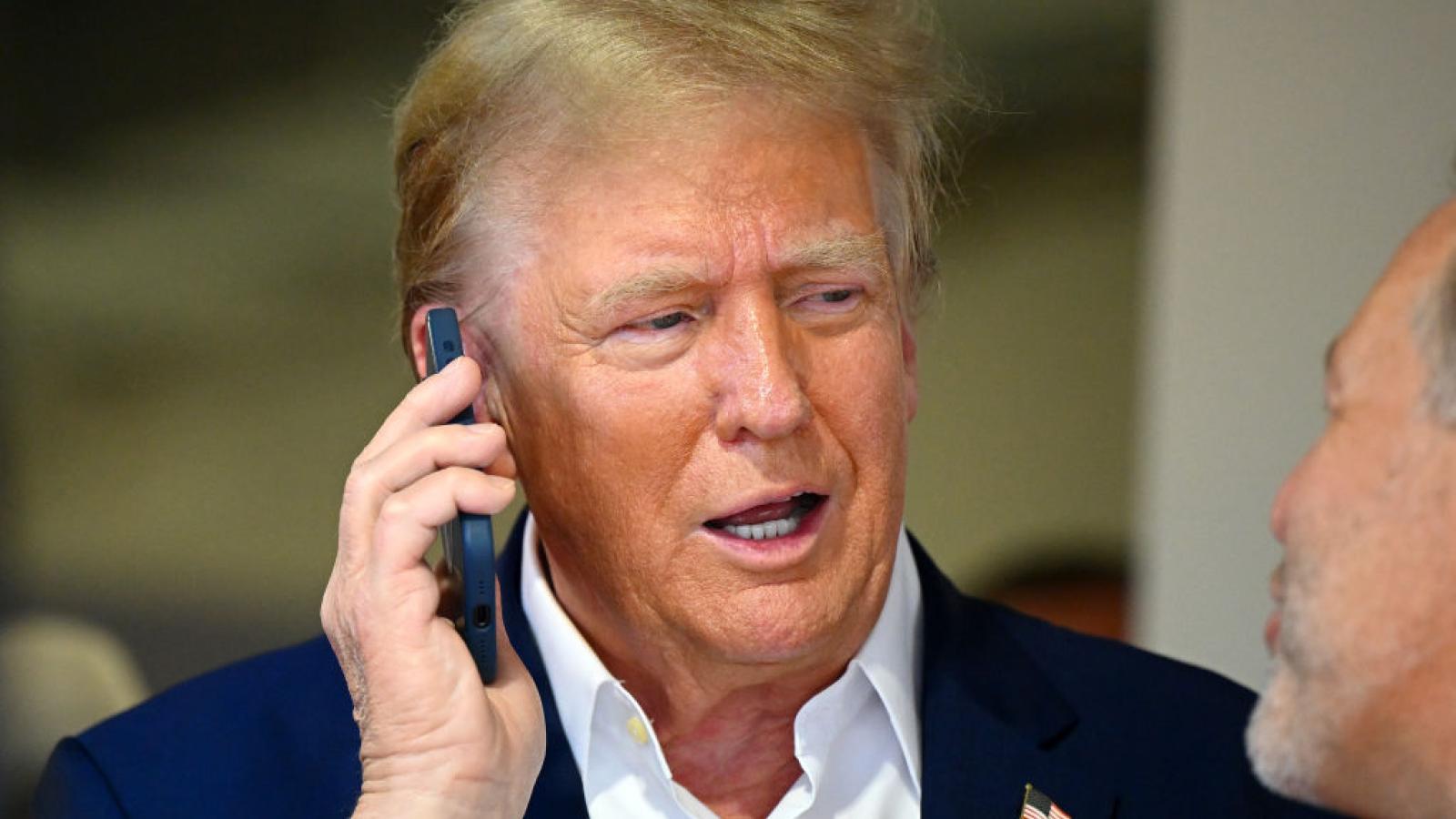 Trump on the phone