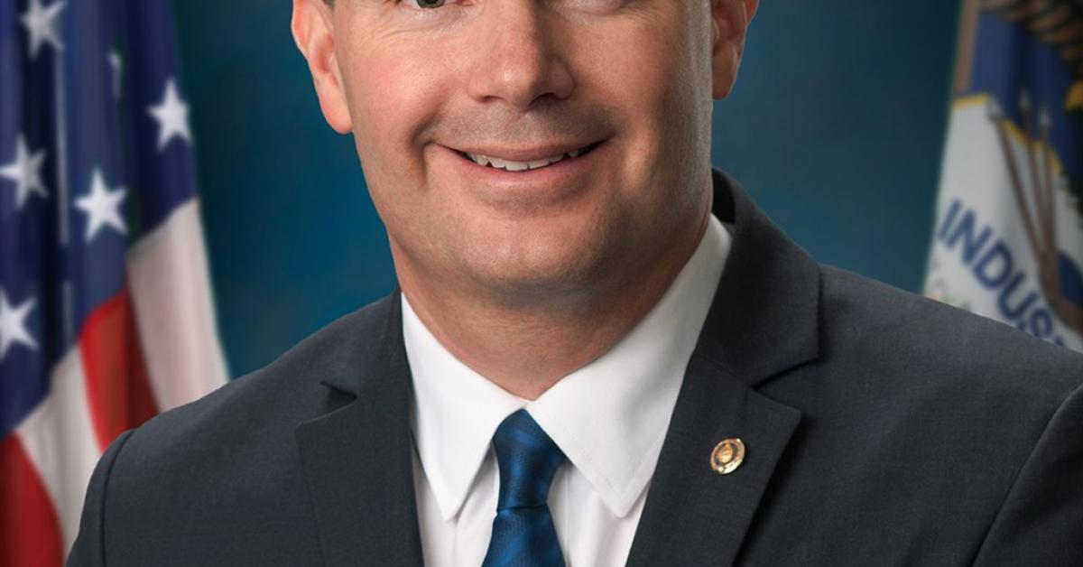 Sen Mike Lee Calls For An Investigation Of Jan 6 Panel Following Release Of The Footage Just