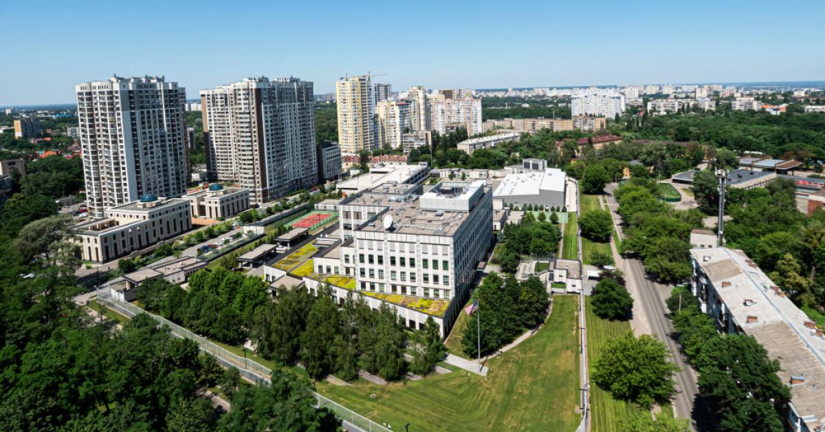 U.S. sends tactical security teams to Ukraine embassy after Moscow warns 'countdown' is underway