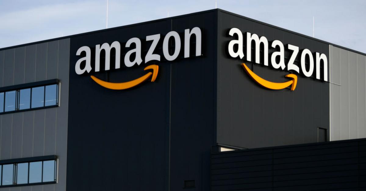 Amazon still committed to hosting Twitter, even as service leaves up incendiary content