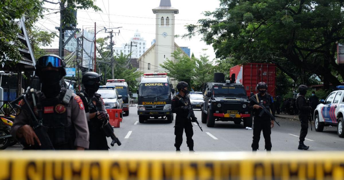 Palm Sunday Suicide Bombing Wounds 20 Outside A Catholic Cathedral In ...