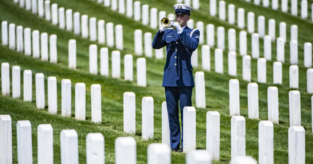 As it runs out of space, iconic Arlington National Cemetery faces ...