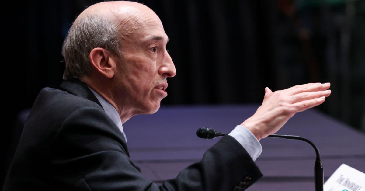 DEVELOPING: SEC chairman's role in Steele dossier payments adds to questions about Trump probe confl...