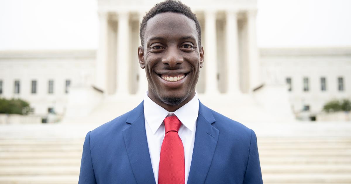 Just lawyer. Джон генри браун адвокат. Just lawyer. Эдвард альтман. Janet and find.