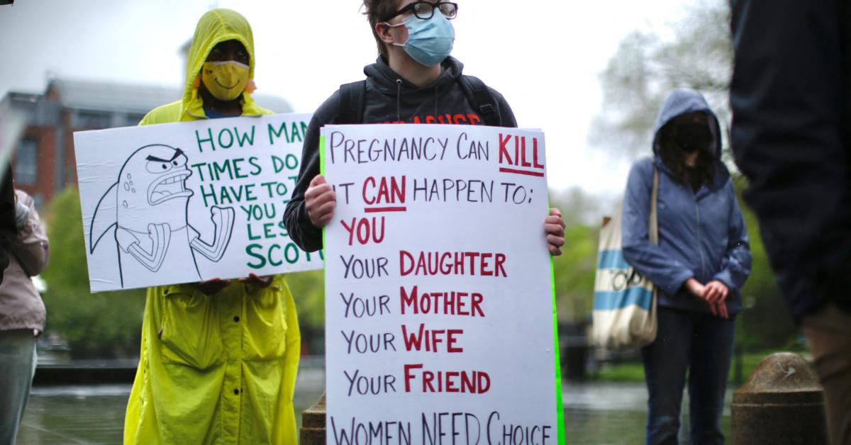 Louisiana abortion clinic to resume operations after Baton Rouge judge blocks trigger law