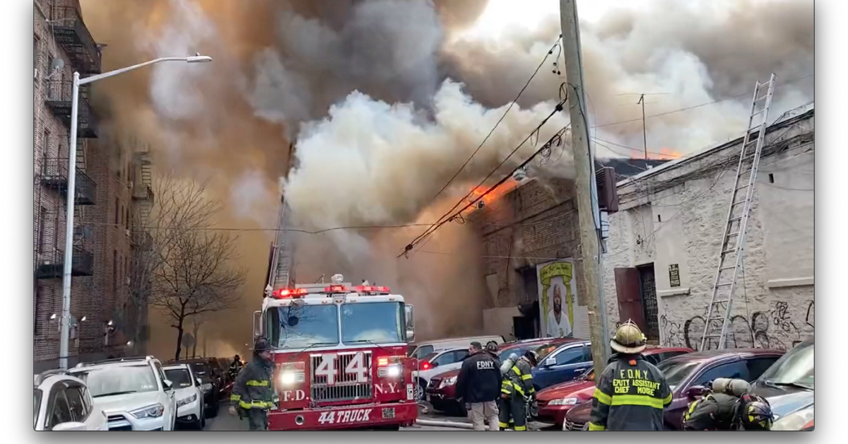 Watch:   Lithium battery may have started NYC five-alarm fire  https://justthenews.com/videos/lithiu...