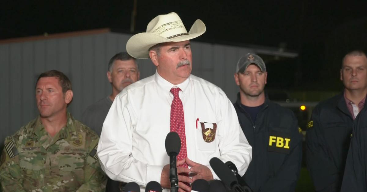Texas fugitive accused of killing 5 neighbors arrested, 'caught hiding ...