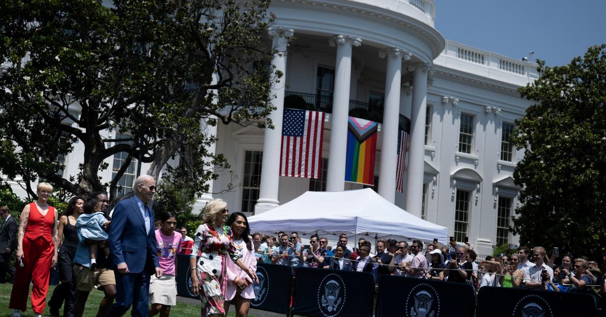 mxm-news-wh-condemns-trans-activists-flashing-post-op-bare-chests-at-pride