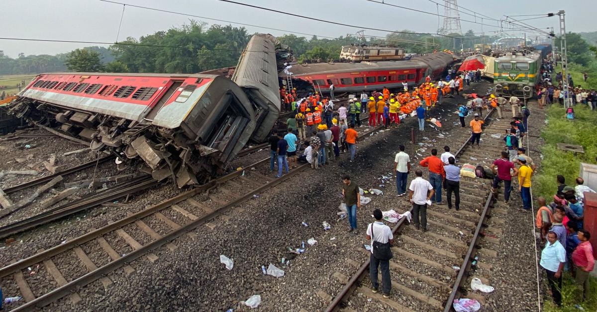 Derailment that killed hundreds in India caused by signal error ...