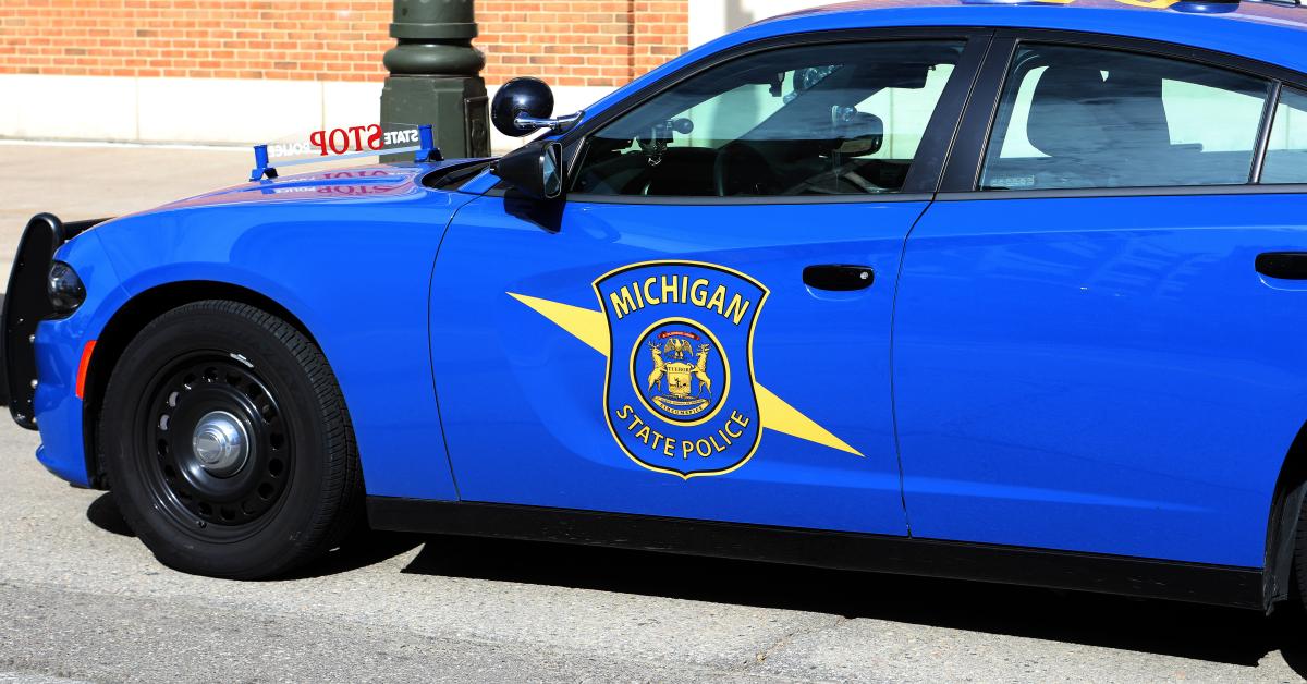 More than 100 cars caught in pileup amid Michigan snows