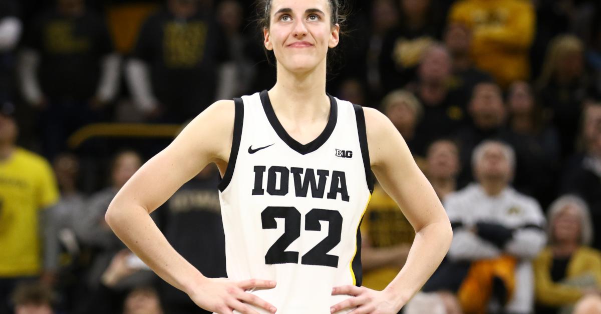 Iowa's Caitlin Clark becomes all-time NCAA scoring leader, breaking ...