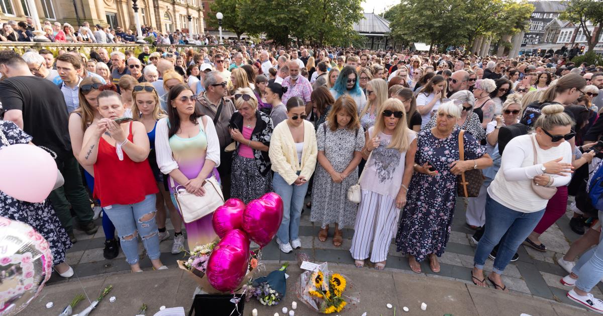 Taylor Swift expresses horror and sympathy after third girl dies in UK ...