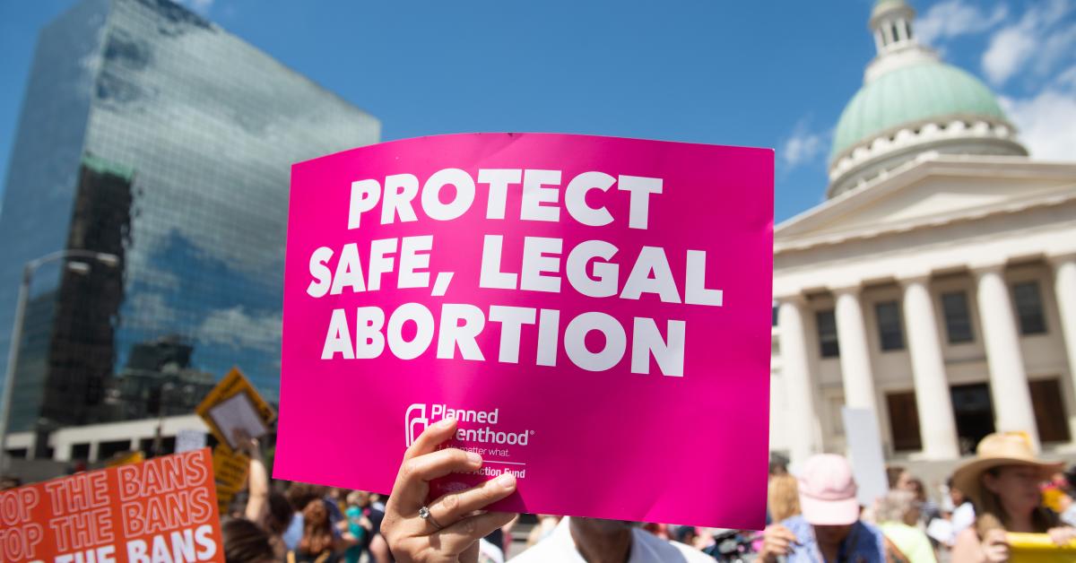 Poll shows most Americans support legal limits to abortion