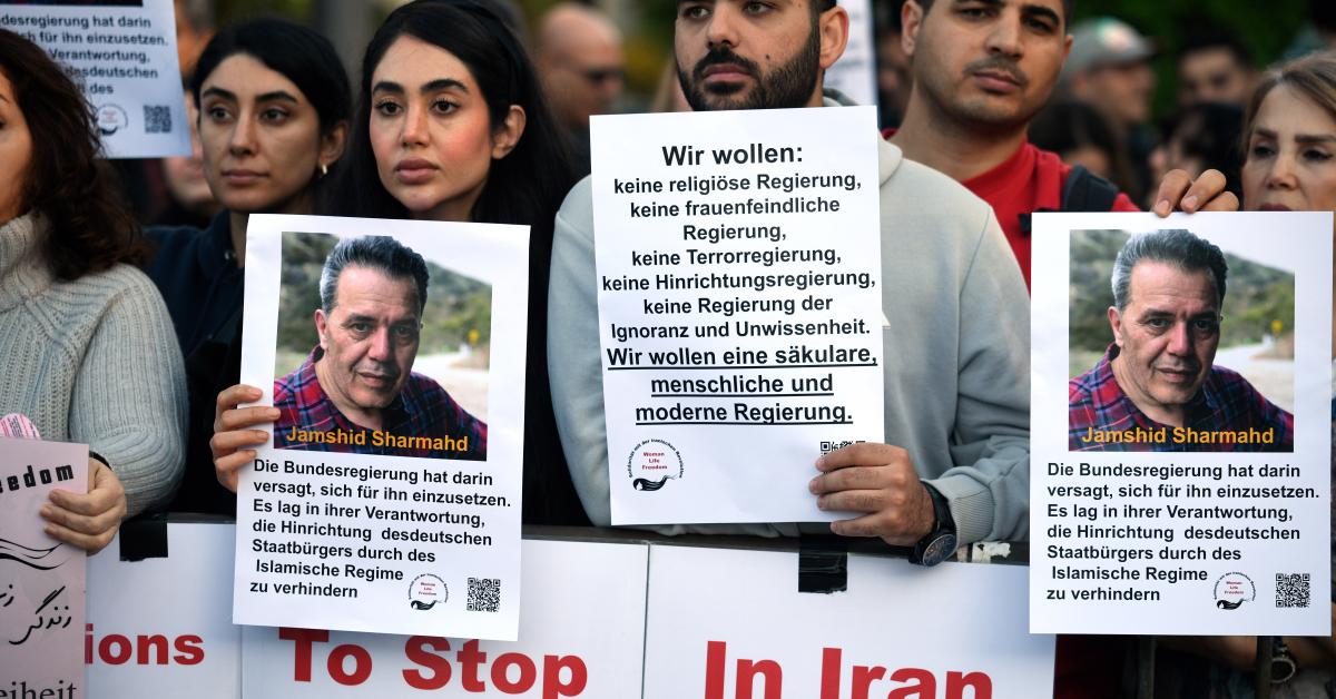 Germany Closes Iranian Consulates After Execution