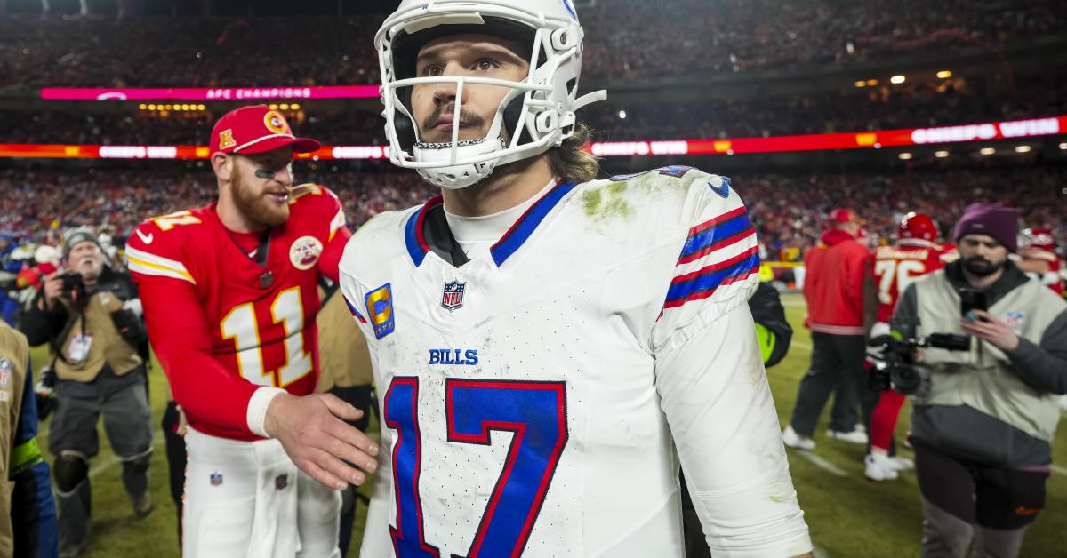 Buffalo Bills to play U.S. and Canadian anthems at opening game