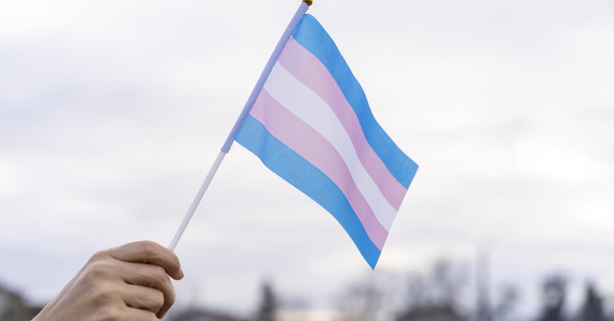 US plastic surgeons organization recommends delaying gender-affirming surgery until patient is 19