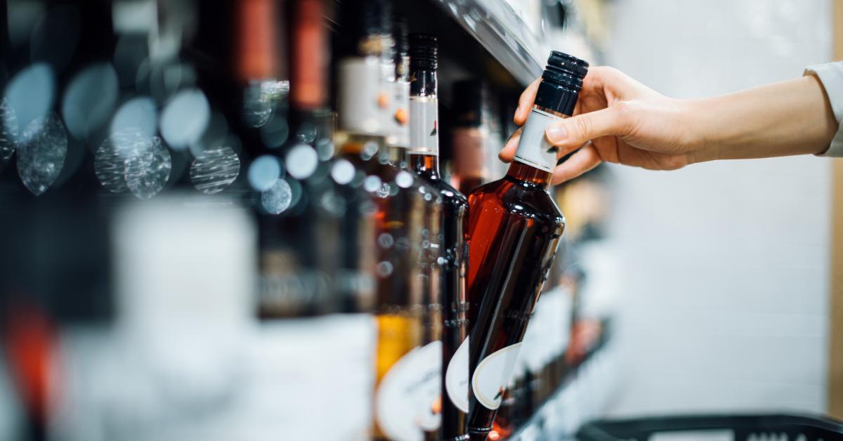 Alcohol limits at odds in upcoming dietary guidelines