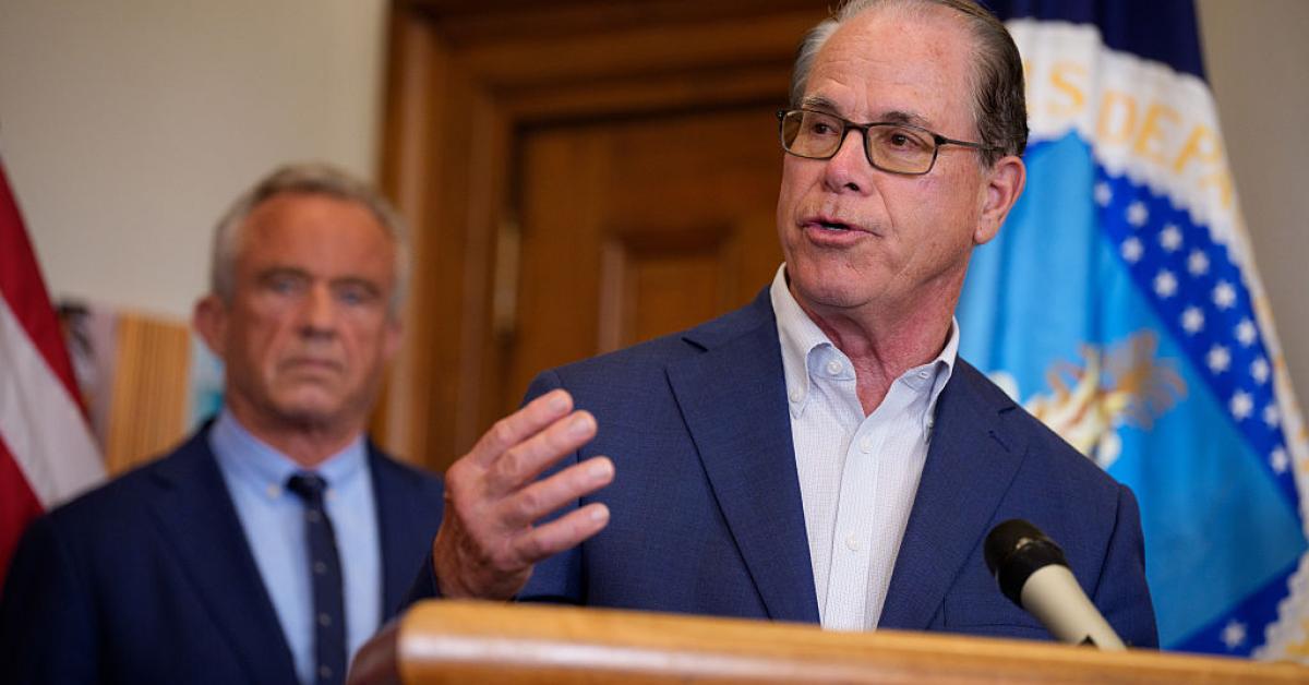 Indiana Governor Plans Special Session on Congressional Redistricting Amid Political Division