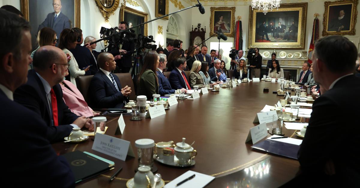 Watch Live: Trump holds first Cabinet meeting since start of Iran war ...