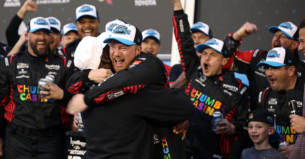 Tyler Reddick wins Daytona 500 in race car owned by NBA legend Michael Jordan