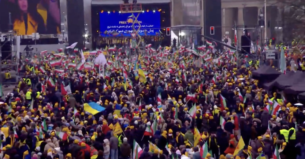 WATCH: Thousands attend 'Free Iran' rally in Berlin